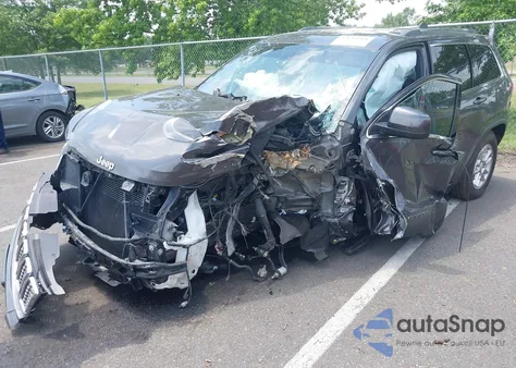 2020 Jeep Grand Cherokee Laredo E 4X4 from USA, damaged, VIN 1C4RJFAG9LC419986